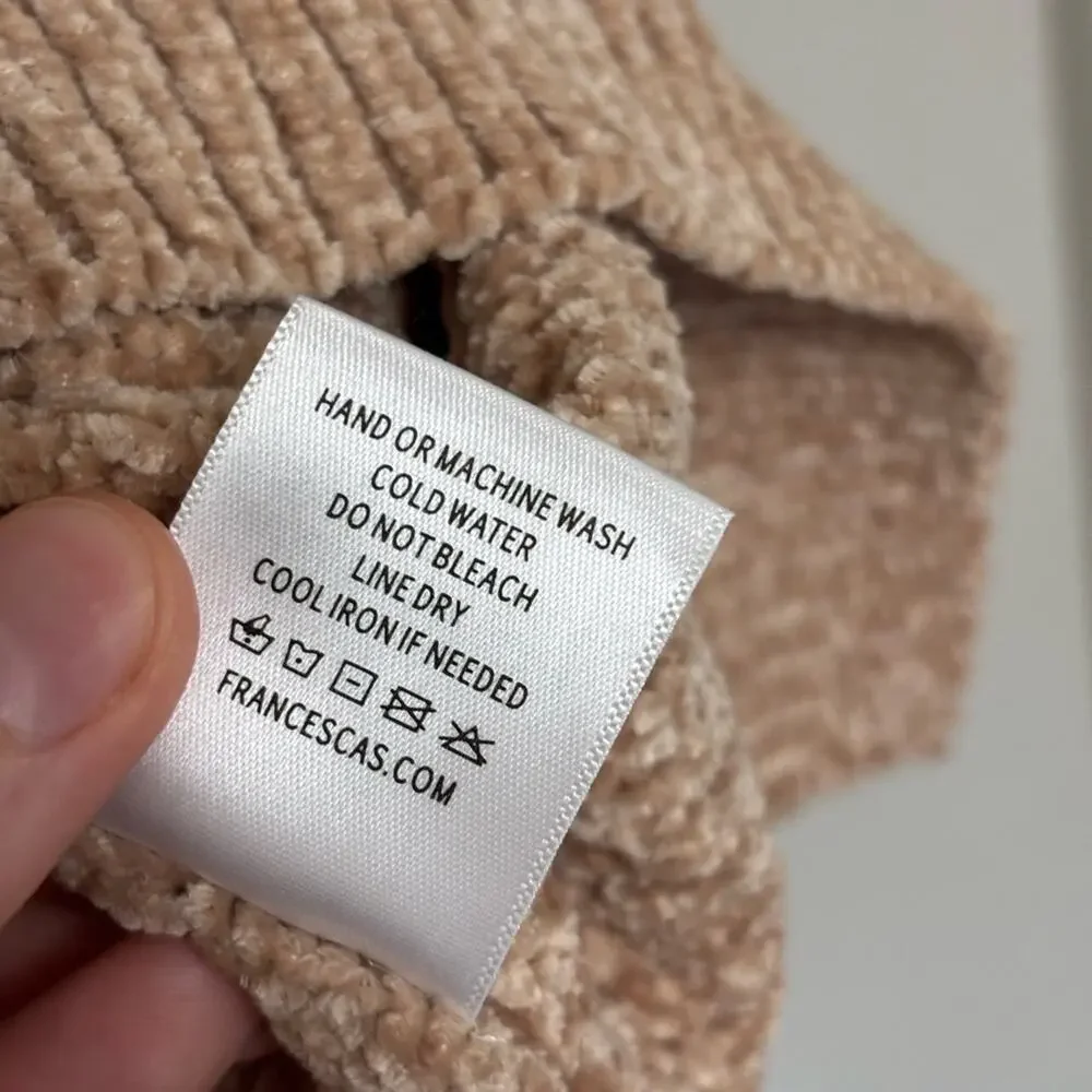 NWT Francesca’s Harper Heritage Chenille Knit Crop V-Neck Tan Sweater - Size M